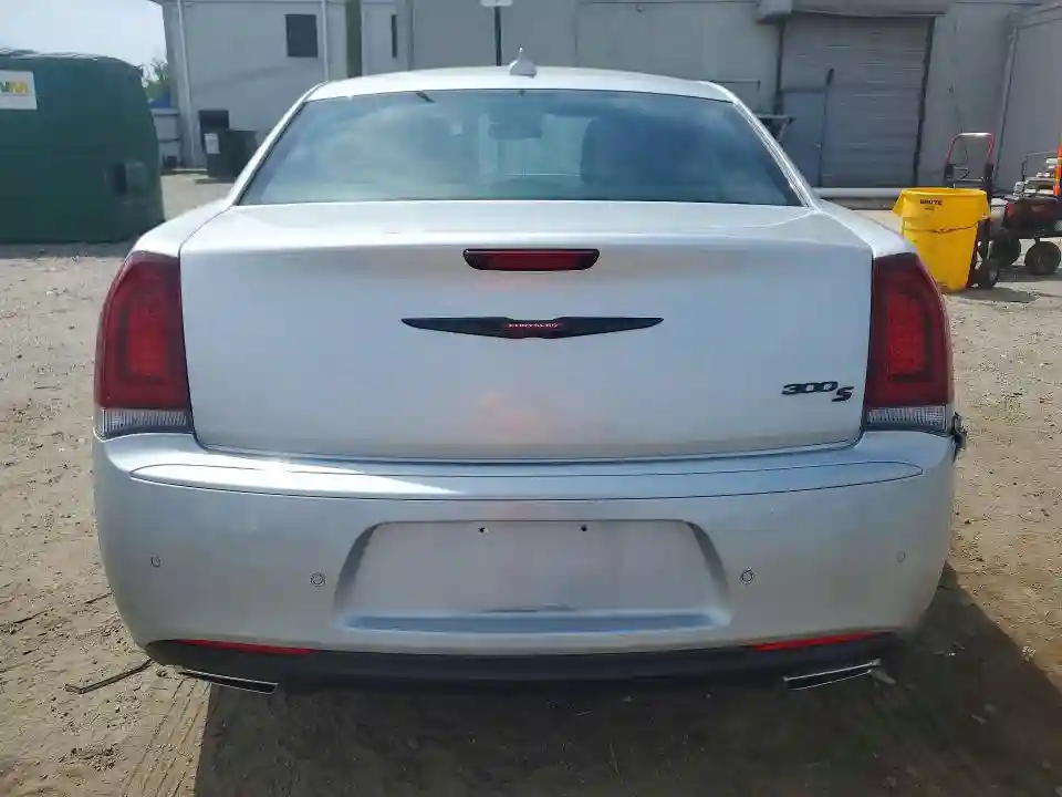 2C3CCABG4NH225811 2022 CHRYSLER 300-5