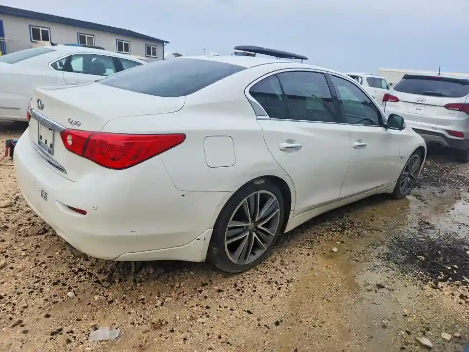 JN1EV7AP4HM733705 2017 INFINITI Q50-2