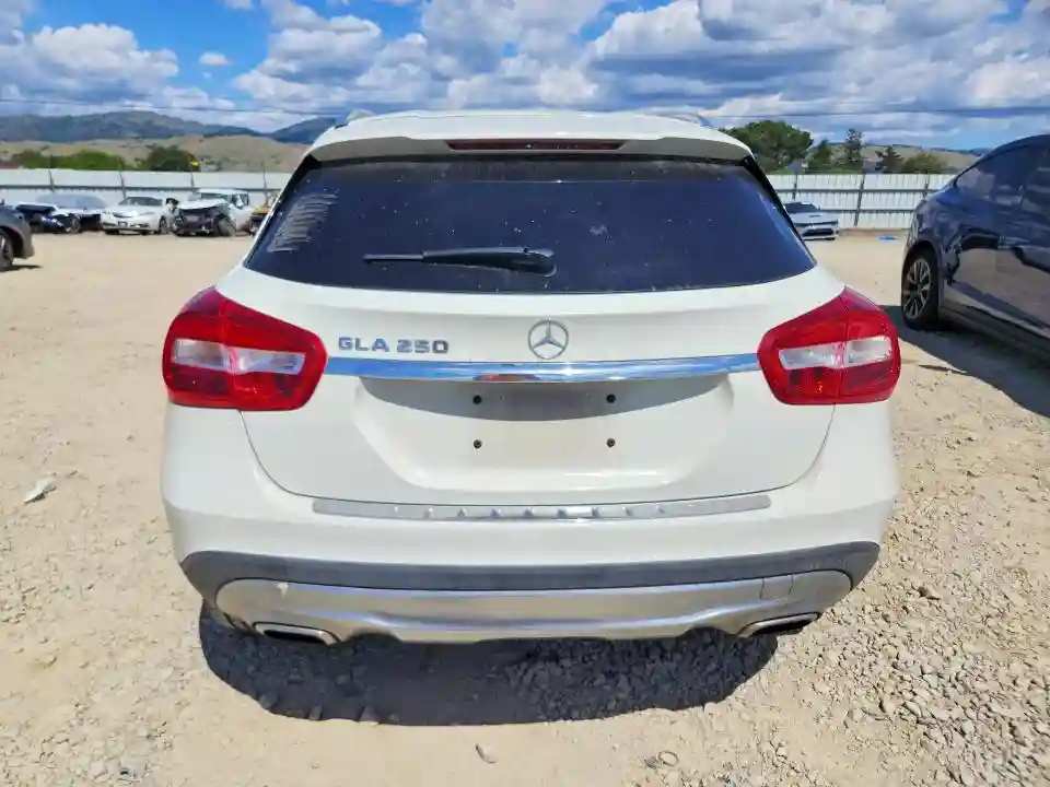 WDCTG4EB9HJ349846 2017 MERCEDES-BENZ GLA-CLASS-5