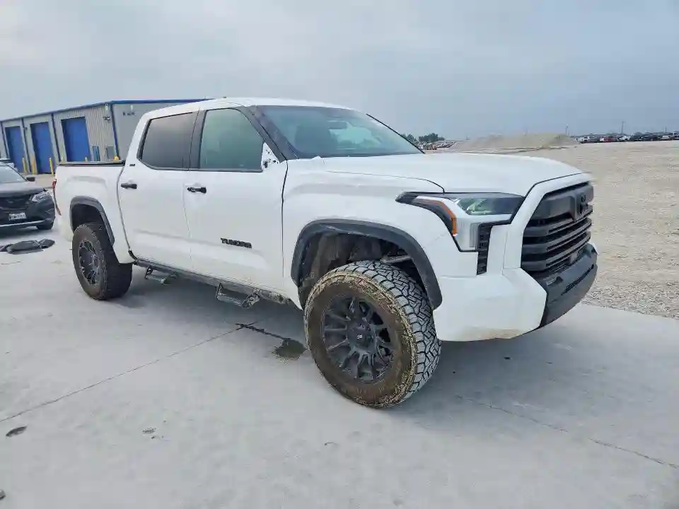 5TFLA5DB9RX226612 2024 TOYOTA TUNDRA-3