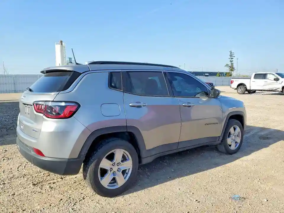 3C4NJDBB1NT224218 2022 JEEP COMPASS-2