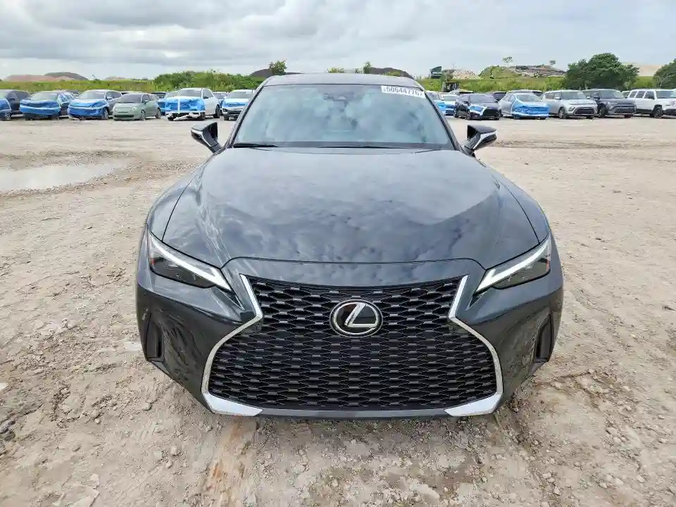 JTHDA1D2XS5133675 2025 LEXUS IS-4