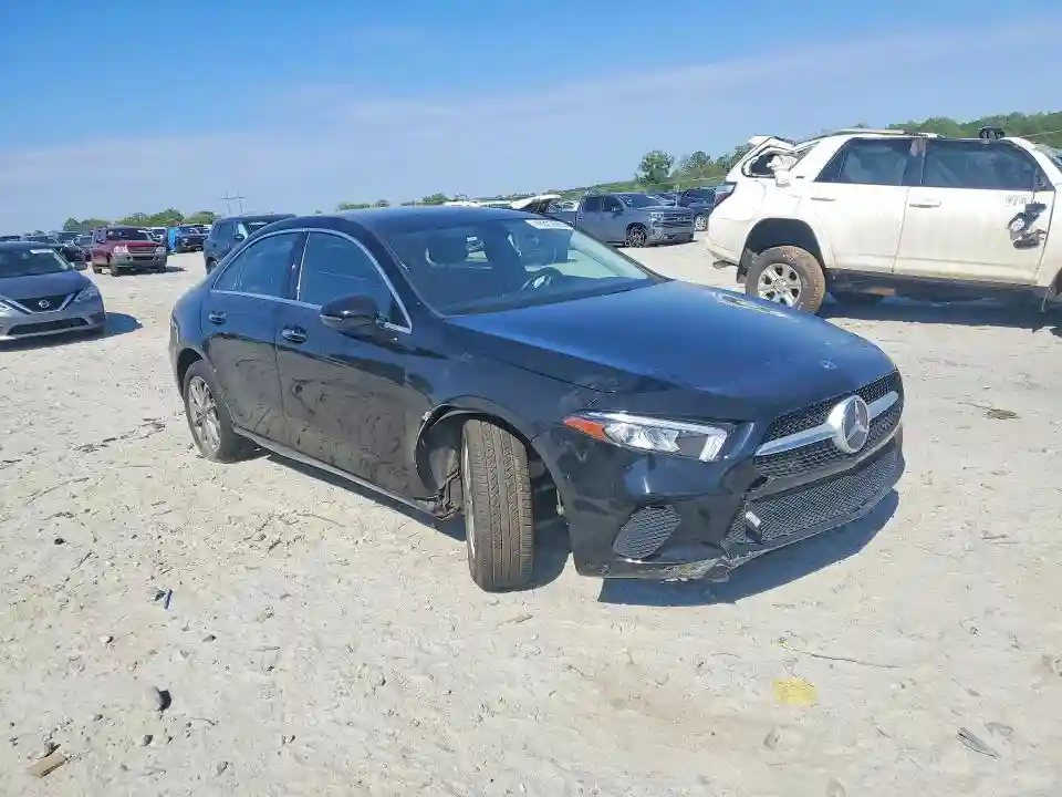 WDD3G4EB5KW026075 2019 MERCEDES-BENZ A-CLASS-3