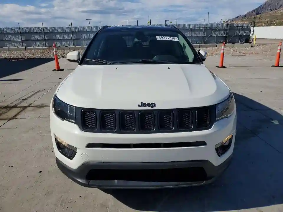 3C4NJDBB9LT116510 2020 JEEP COMPASS-4