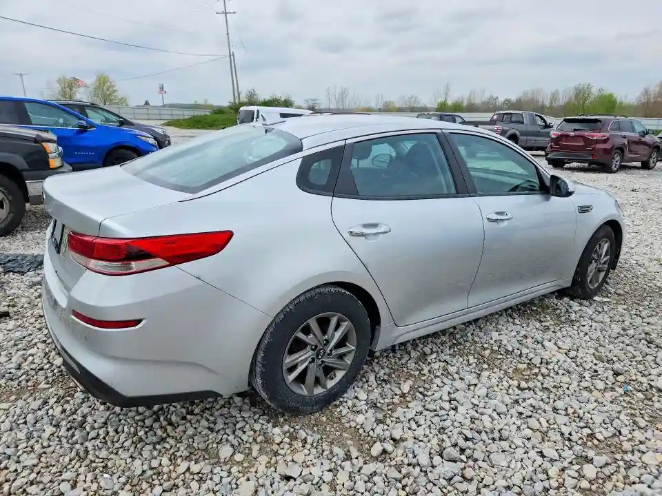 5XXGT4L32KG291492 2019 KIA OPTIMA-2