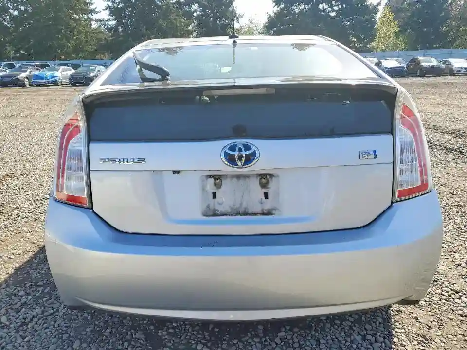 JTDKN3DU4F0396628 2015 TOYOTA PRIUS THRE-5