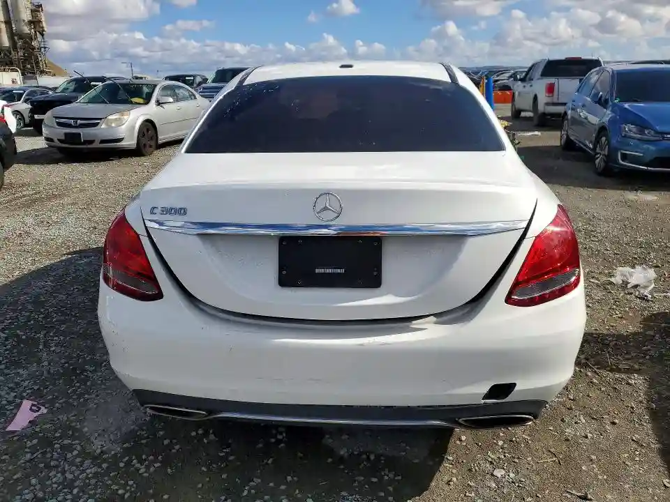 55SWF4JB2JU257520 2018 MERCEDES-BENZ C-CLASS-5