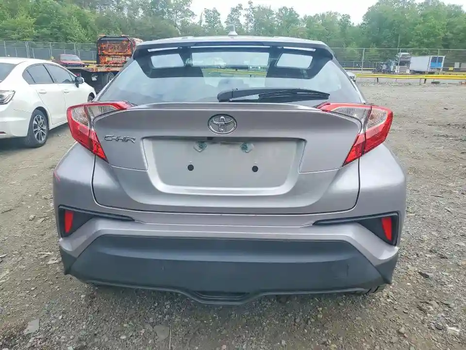 NMTKHMBX2LR104394 2020 TOYOTA C-HR-5