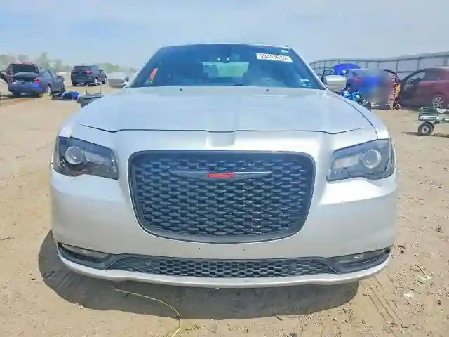 2C3CCABG4NH225811 2022 CHRYSLER 300-4