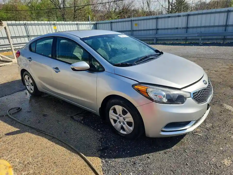 KNAFK4A61G5527439 2016 KIA FORTE-3