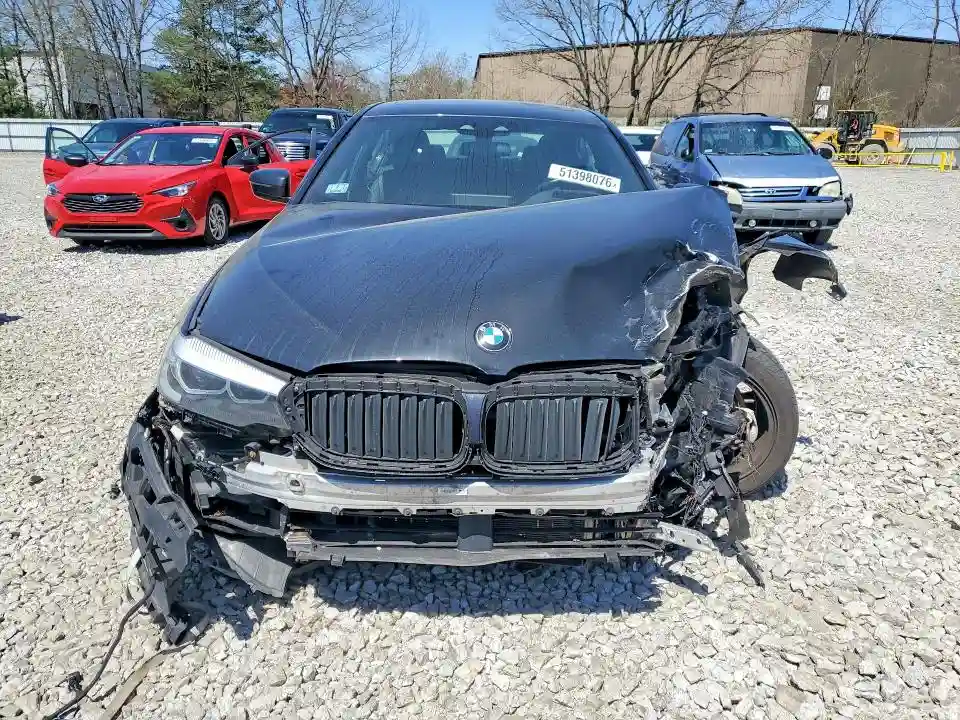 WBAJA7C52JG907372 2018 BMW 5 SERIES-4