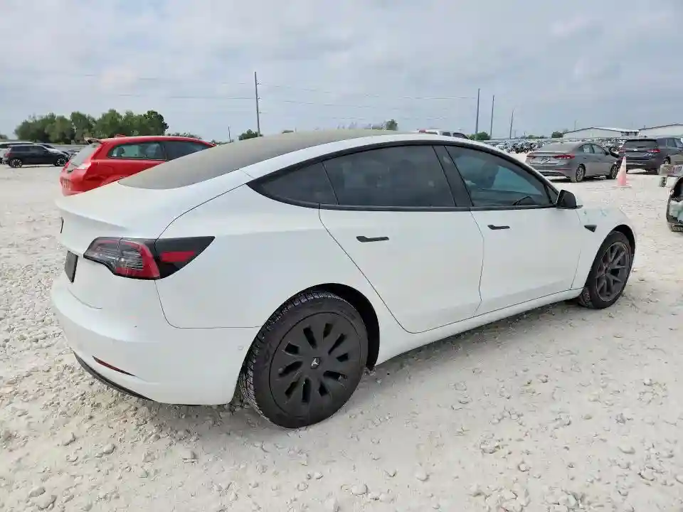 5YJ3E1EA5MF871828 2021 TESLA MODEL 3-2