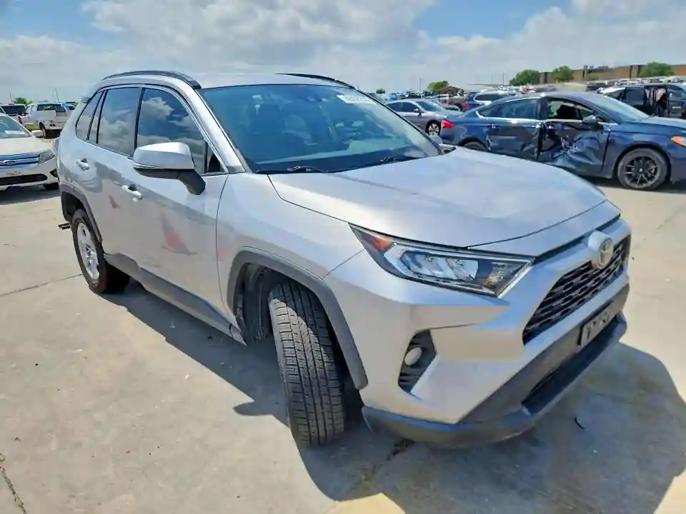 2T3W1RFV6MC097996 2021 TOYOTA RAV4-3