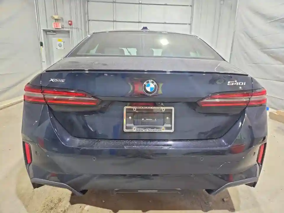 WBA63FJ06RCR89739 2024 BMW 5 SERIES-5