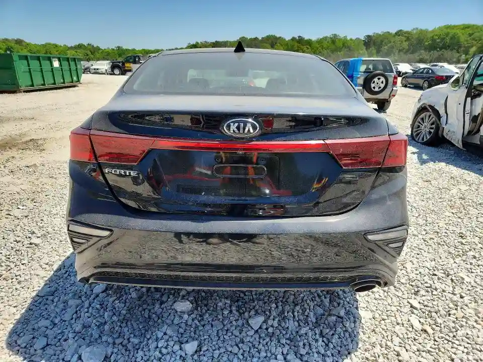 3KPF24AD6ME266875 2021 KIA FORTE-5
