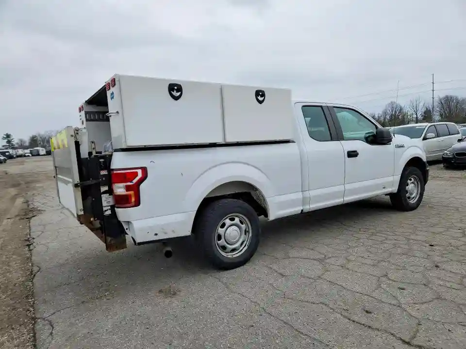 1FTEX1C56JKF06324 2018 FORD F150-2