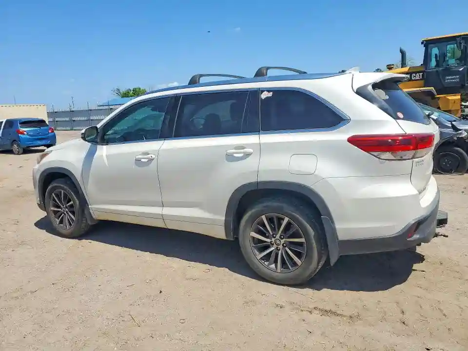 5TDJZRFH4JS528974 2018 TOYOTA HIGHLANDER-1
