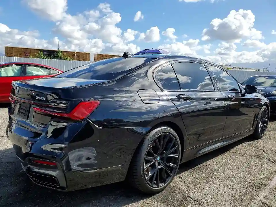WBA7T2C0XMCF16447 2021 BMW 7 SERIES-4