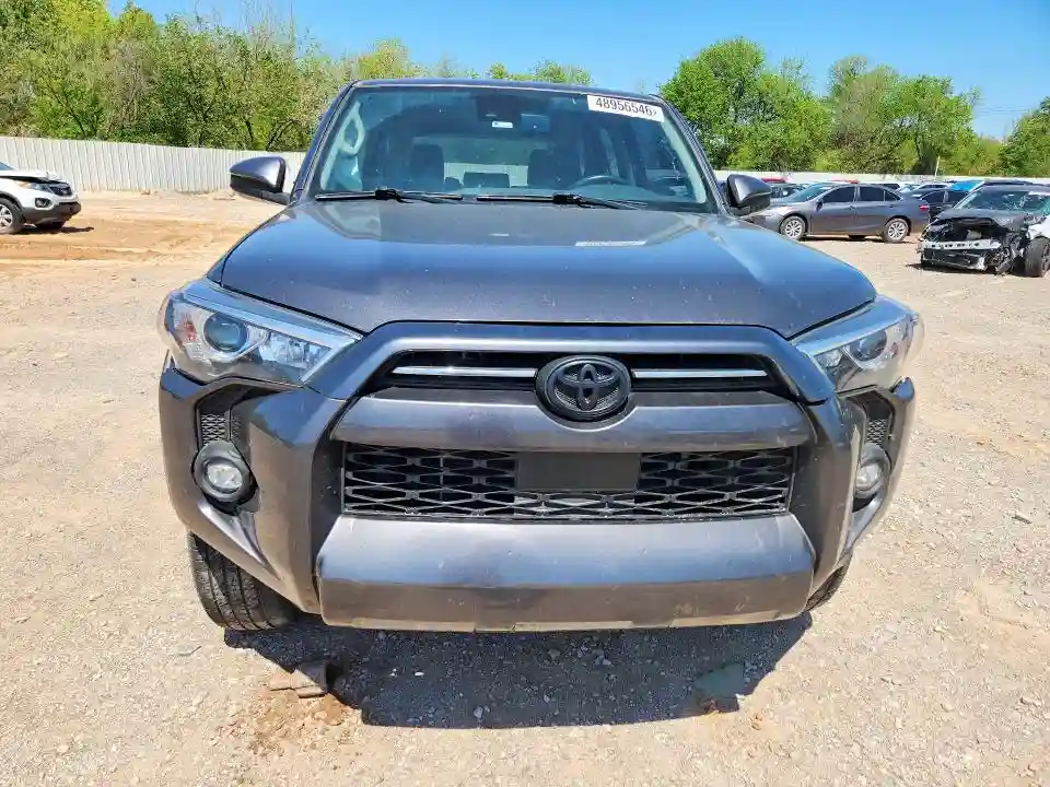 JTEMU5JR8M5909401 2021 TOYOTA 4RUNNER-4
