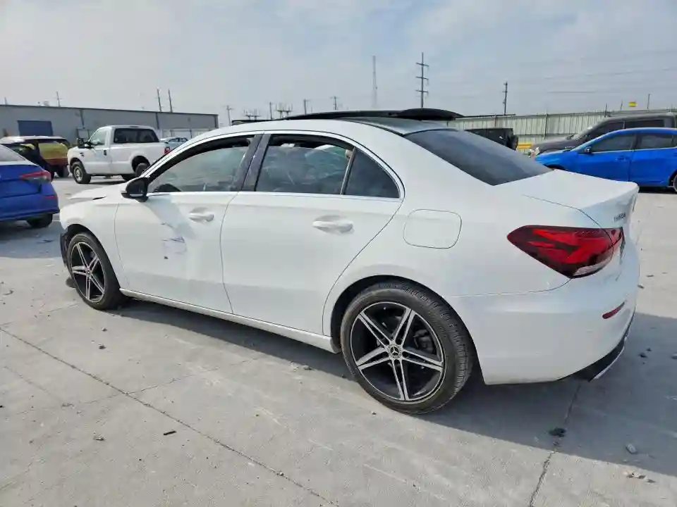 WDD3G4EBXKW014164 2019 MERCEDES-BENZ A-CLASS-1