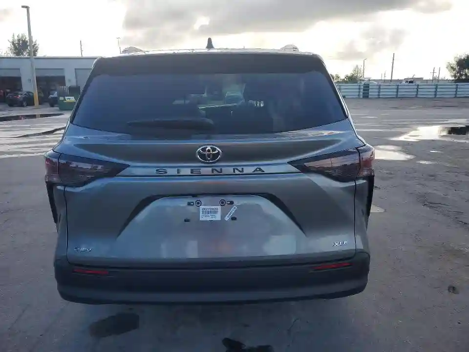 5TDYRKEC1TS296297 2026 TOYOTA SIENNA-5