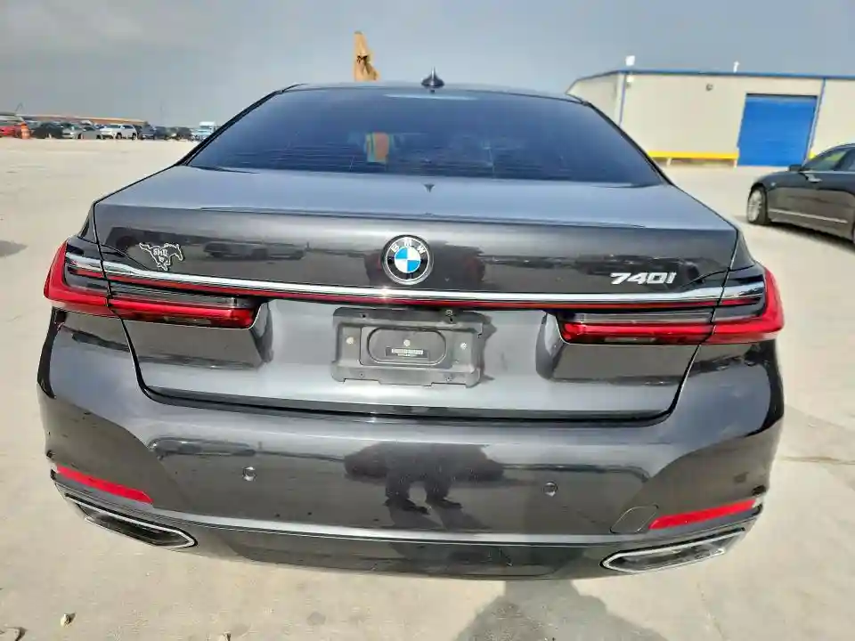 WBA7T2C07NCH07471 2022 BMW 7 SERIES-5