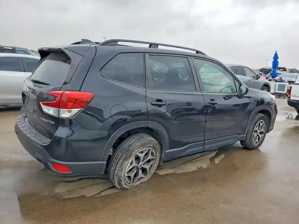 JF2SKAJC1LH504212 2020 SUBARU FORESTER-2