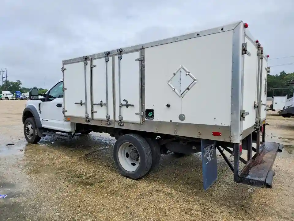 1FDUF5GT9JDA00453 2018 FORD F550-1