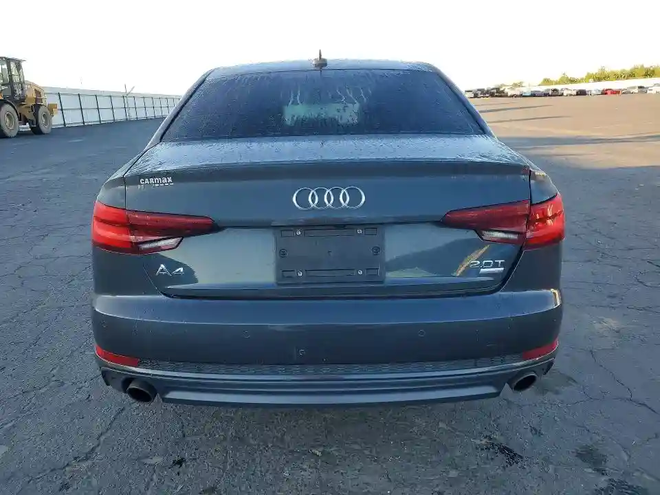 WAULMAF42JA074319 2018 AUDI A4-5