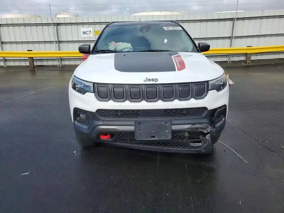 3C4NJDDB4NT170670 2022 JEEP COMPASS-4