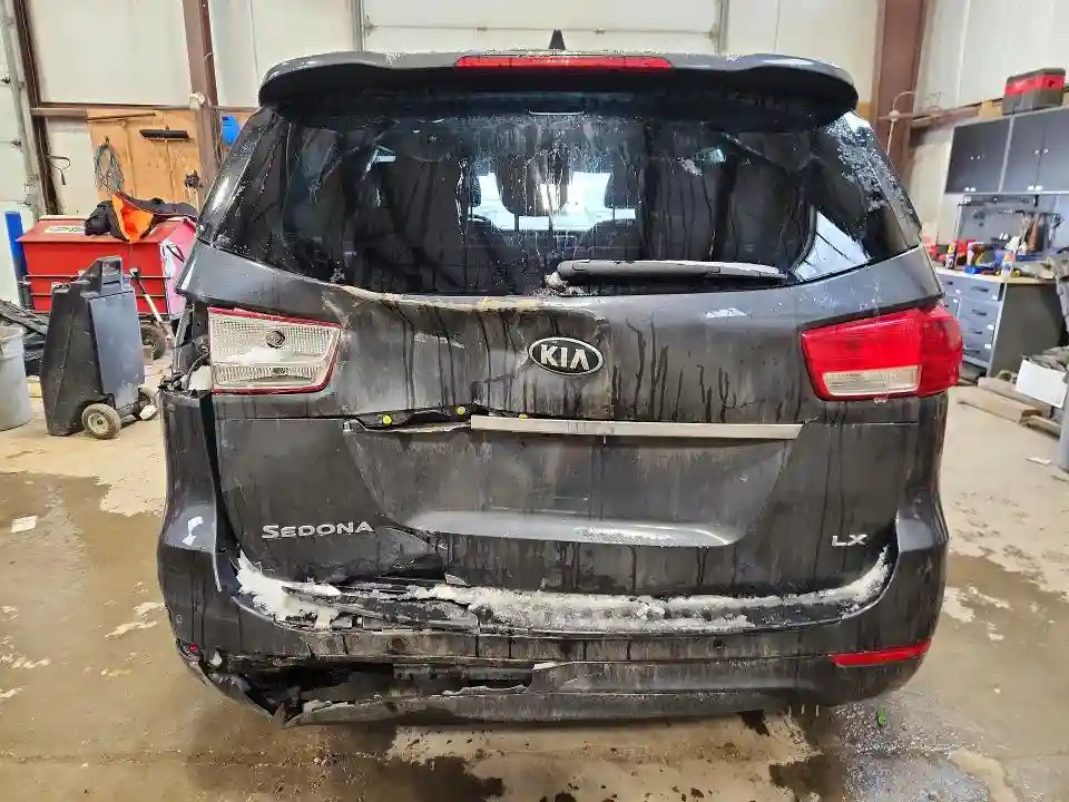 KNDMB5C11H6290853 2017 KIA SEDONA-5
