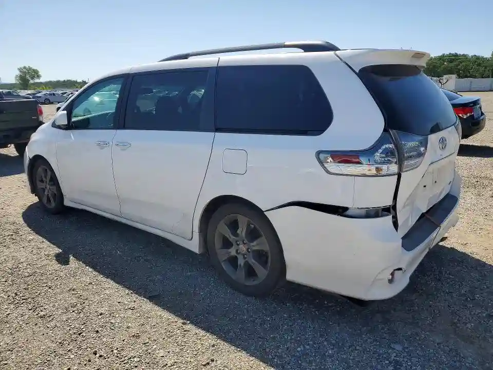 5TDXK3DC4GS742181 2016 TOYOTA SIENNA-1