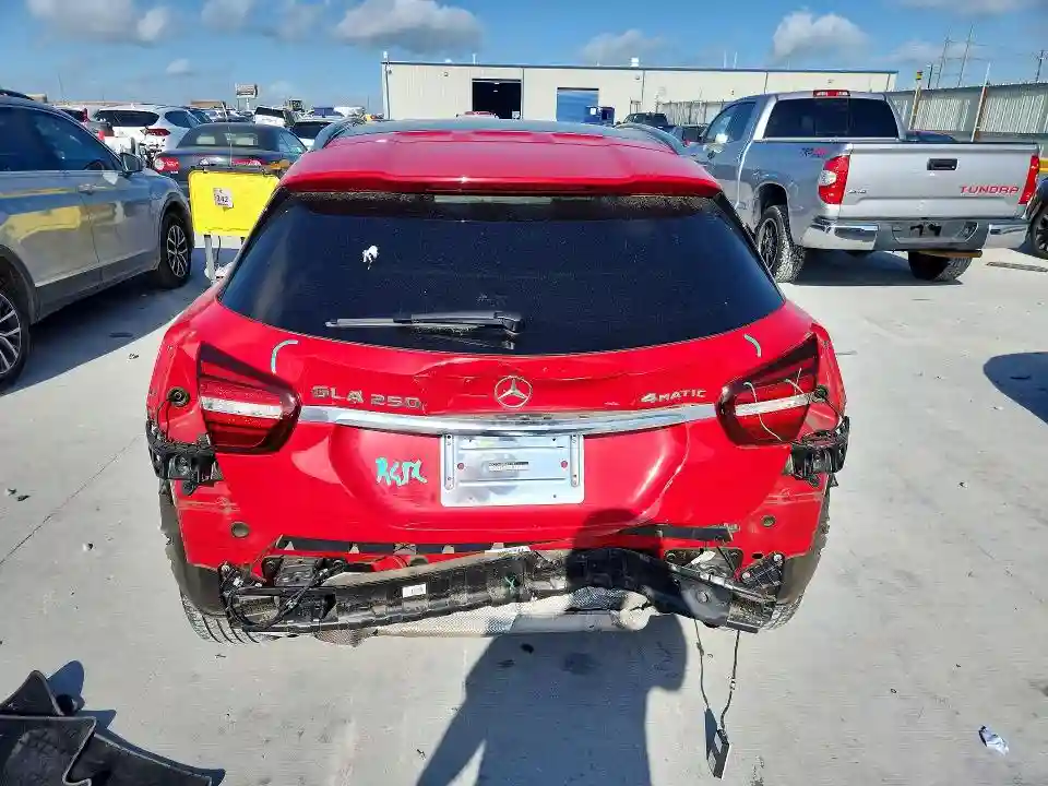 WDCTG4GB0KU011660 2019 MERCEDES-BENZ GLA-CLASS-5