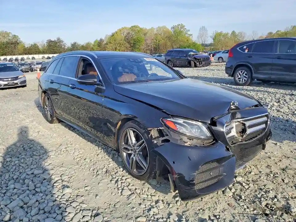 WDDZH6JB0KA588746 2019 MERCEDES-BENZ E-CLASS-3