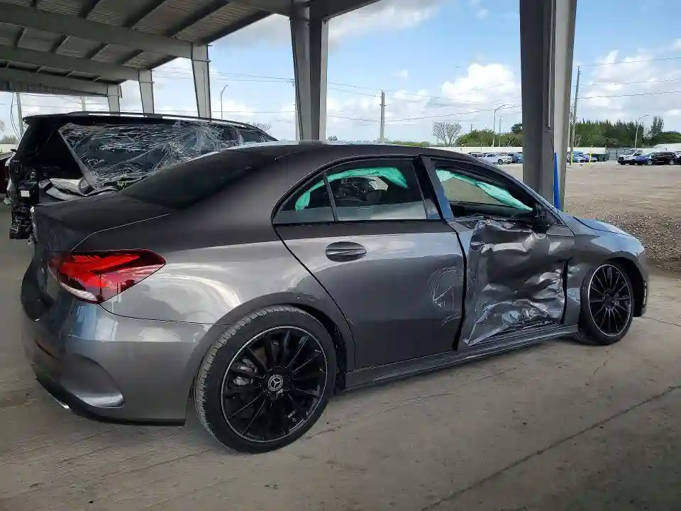 WDD3G4EB9KW006122 2019 MERCEDES-BENZ A-CLASS-2