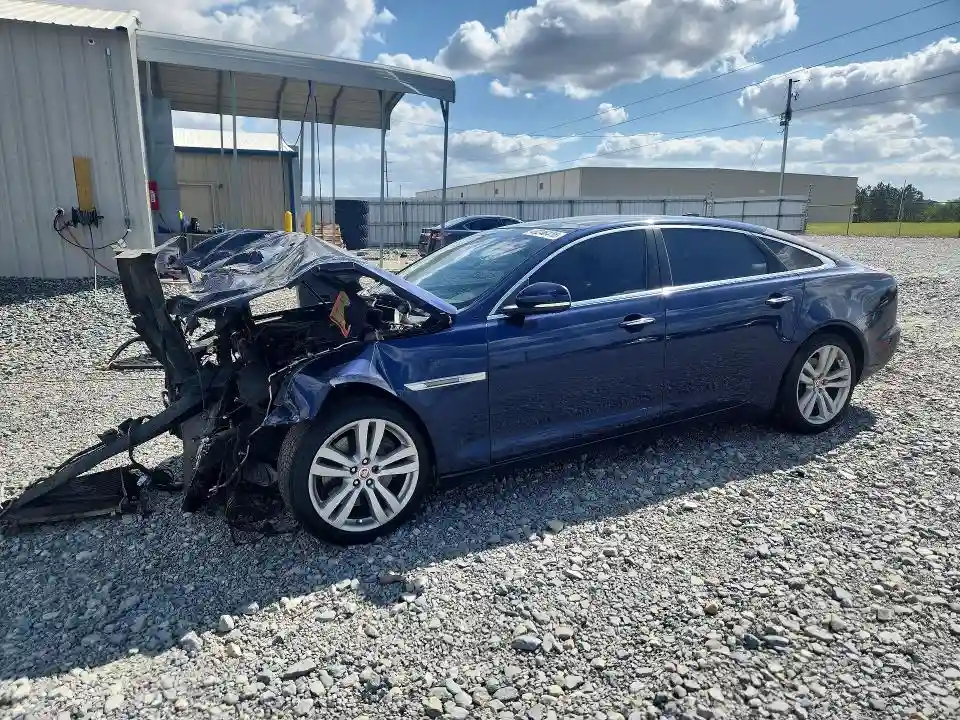 SAJWA2G71G8V92592 2016 JAGUAR XJ-0