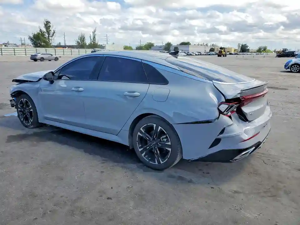 5XXG64J22NG155790 2022 KIA K5-1