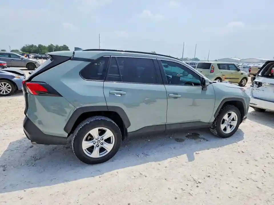 2T3W1RFV1MW111964 2021 TOYOTA RAV4-2