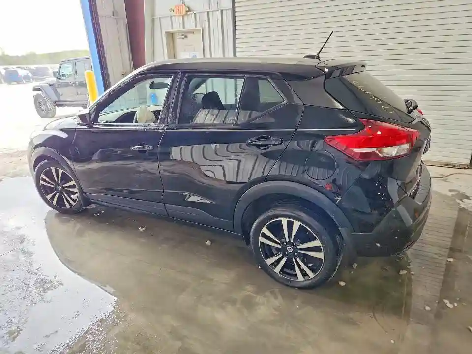 3N1CP5CU1JL523930 2018 NISSAN KICKS-1