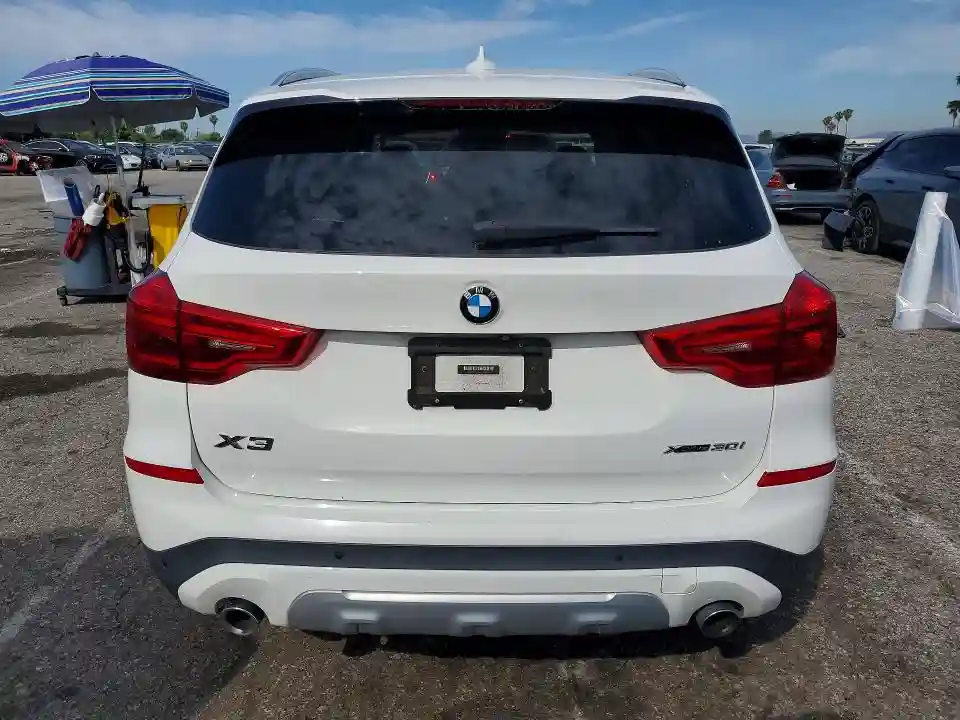 5UXTR7C5XKLE88699 2019 BMW X3-5