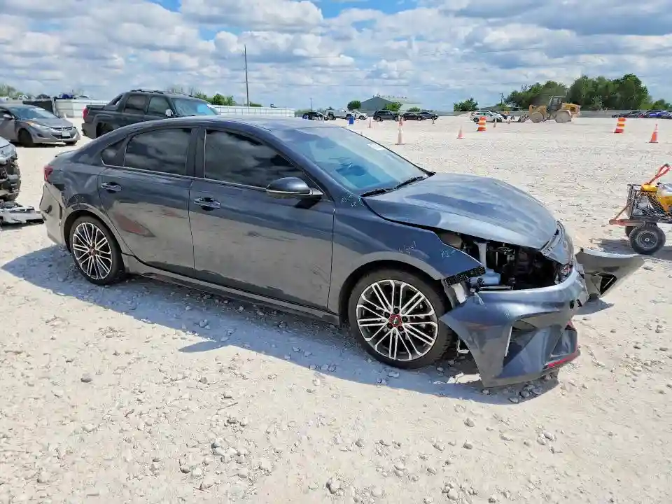 3KPF44AC4PE544601 2023 KIA FORTE-3