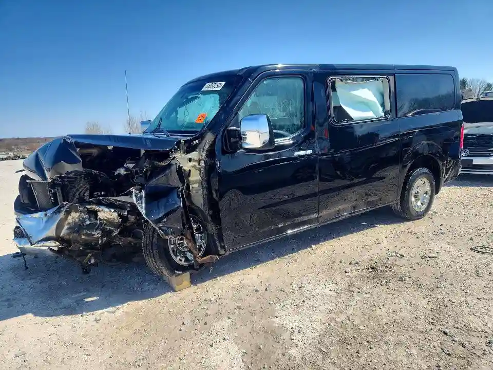 5BZAF0AA8FN850657 2015 NISSAN NV-0