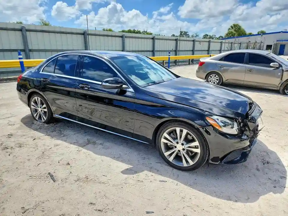 55SWF4JB5FU078069 2015 MERCEDES-BENZ C-CLASS-3