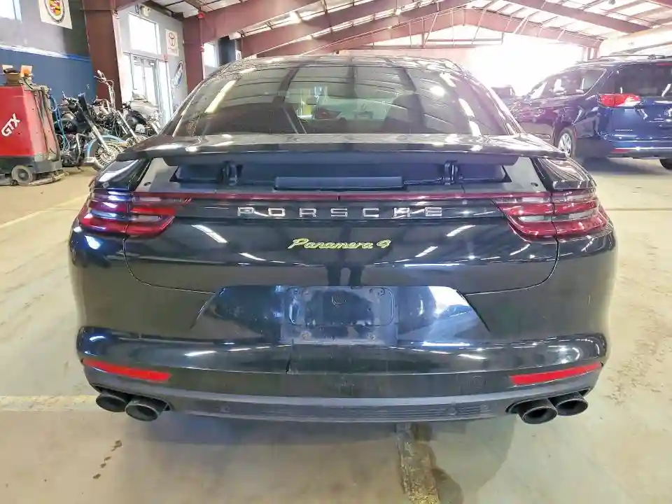 WP0AE2A73JL128732 2018 PORSCHE PANAMERA-5