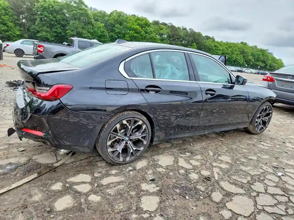 3MW69CW0XS8F25405 2025 BMW 3 SERIES-2