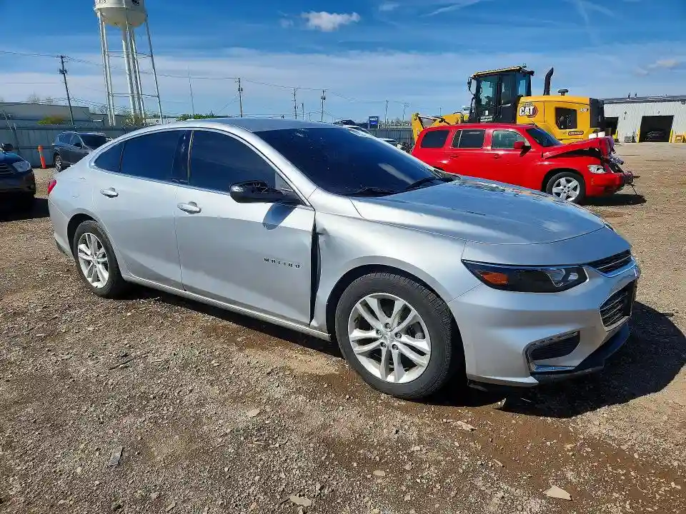1G1ZD5ST2JF253571 2018 CHEVROLET MALIBU-3