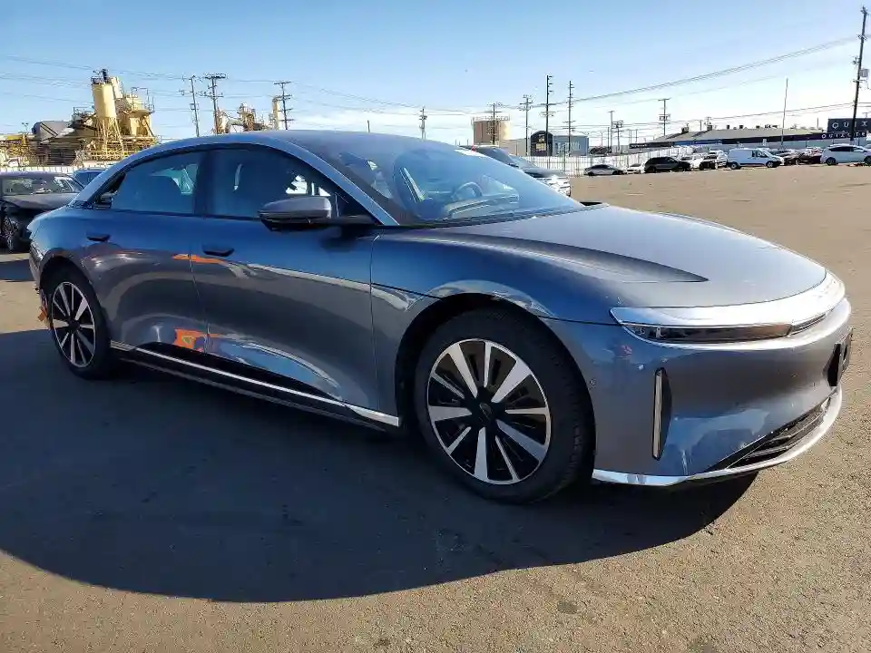 50EA1TEA8SA009140 2025 LUCID MOTORS AIR-3