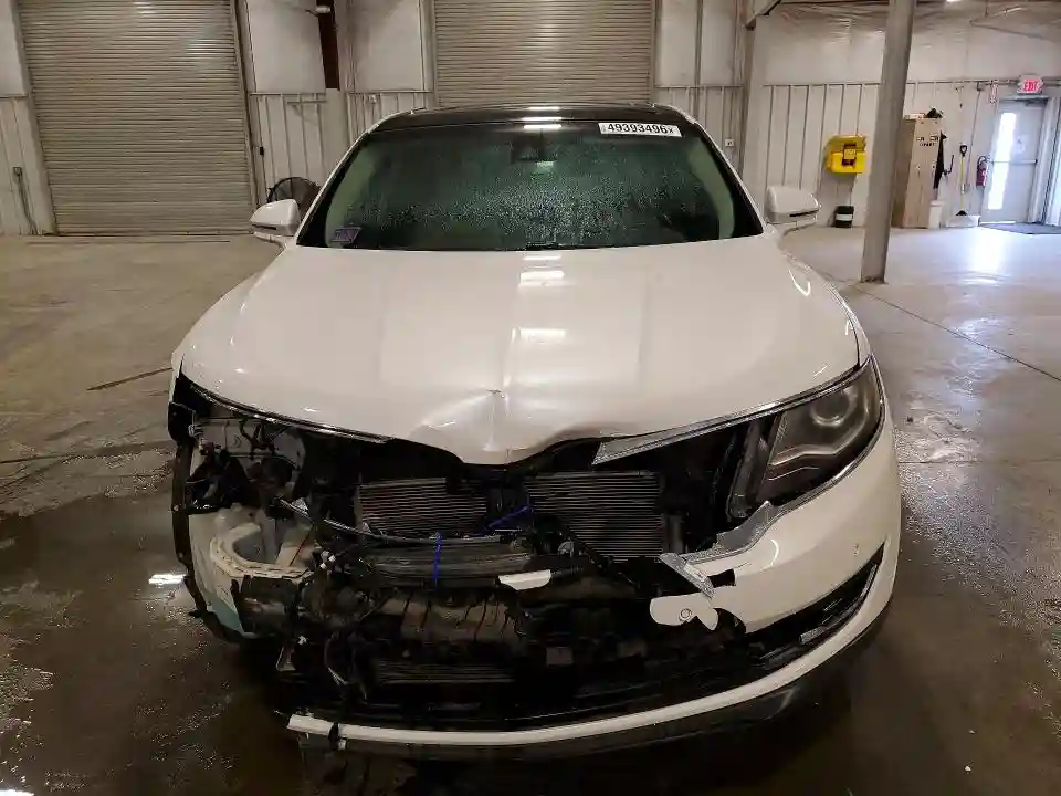 2LMTJ8LR3GBL77529 2016 LINCOLN MKX-4