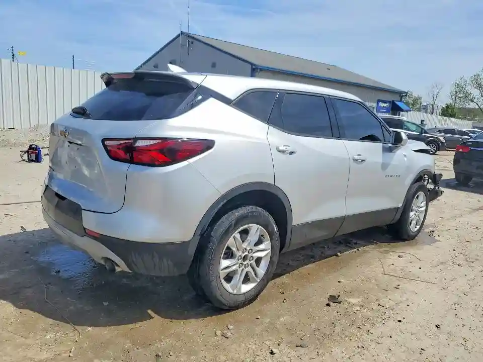 3GNKBCRS0LS558296 2020 CHEVROLET BLAZER-2