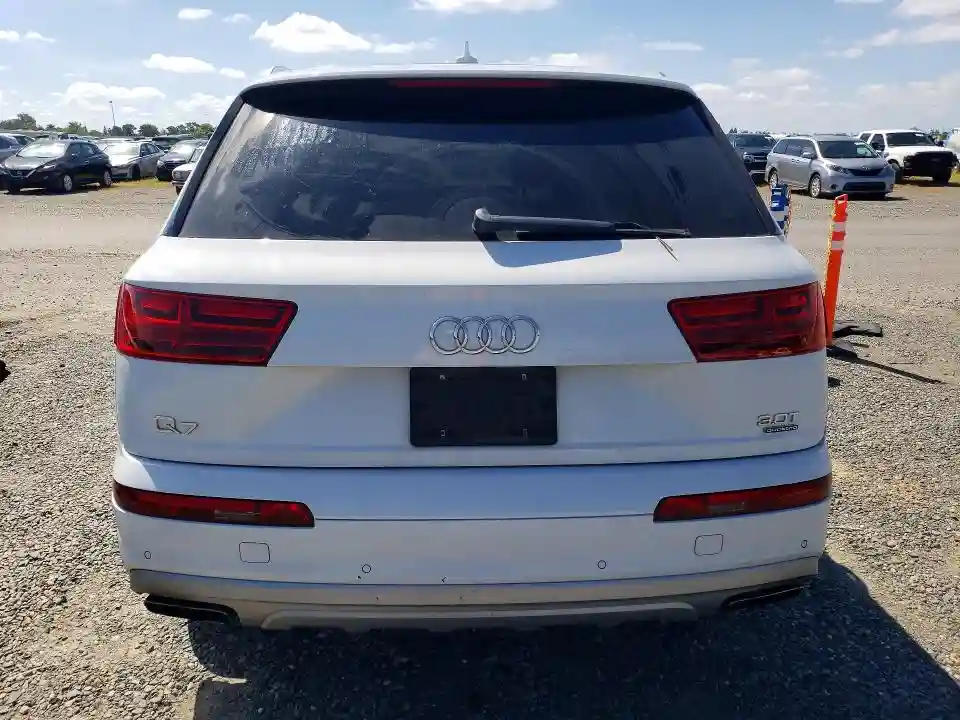WA1VAAF78JD017985 2018 AUDI Q7-5